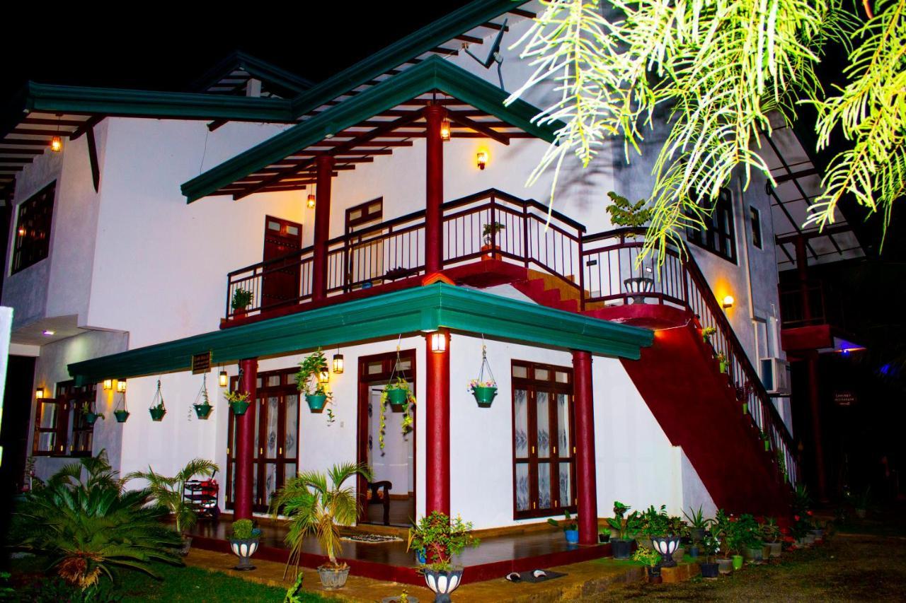 Lavender Home Yala Safari ทิซซามาฮารามา ภายนอก รูปภาพ