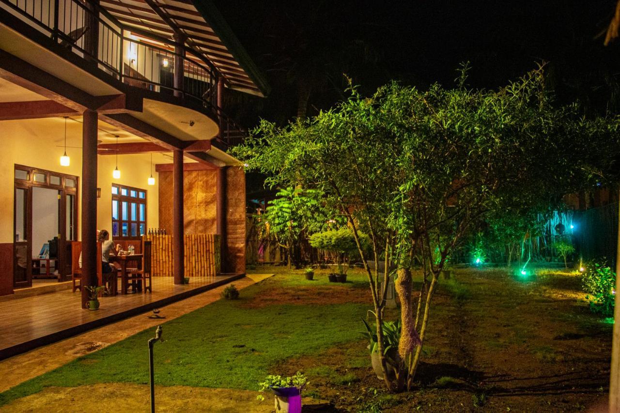 Lavender Home Yala Safari ทิซซามาฮารามา ภายนอก รูปภาพ