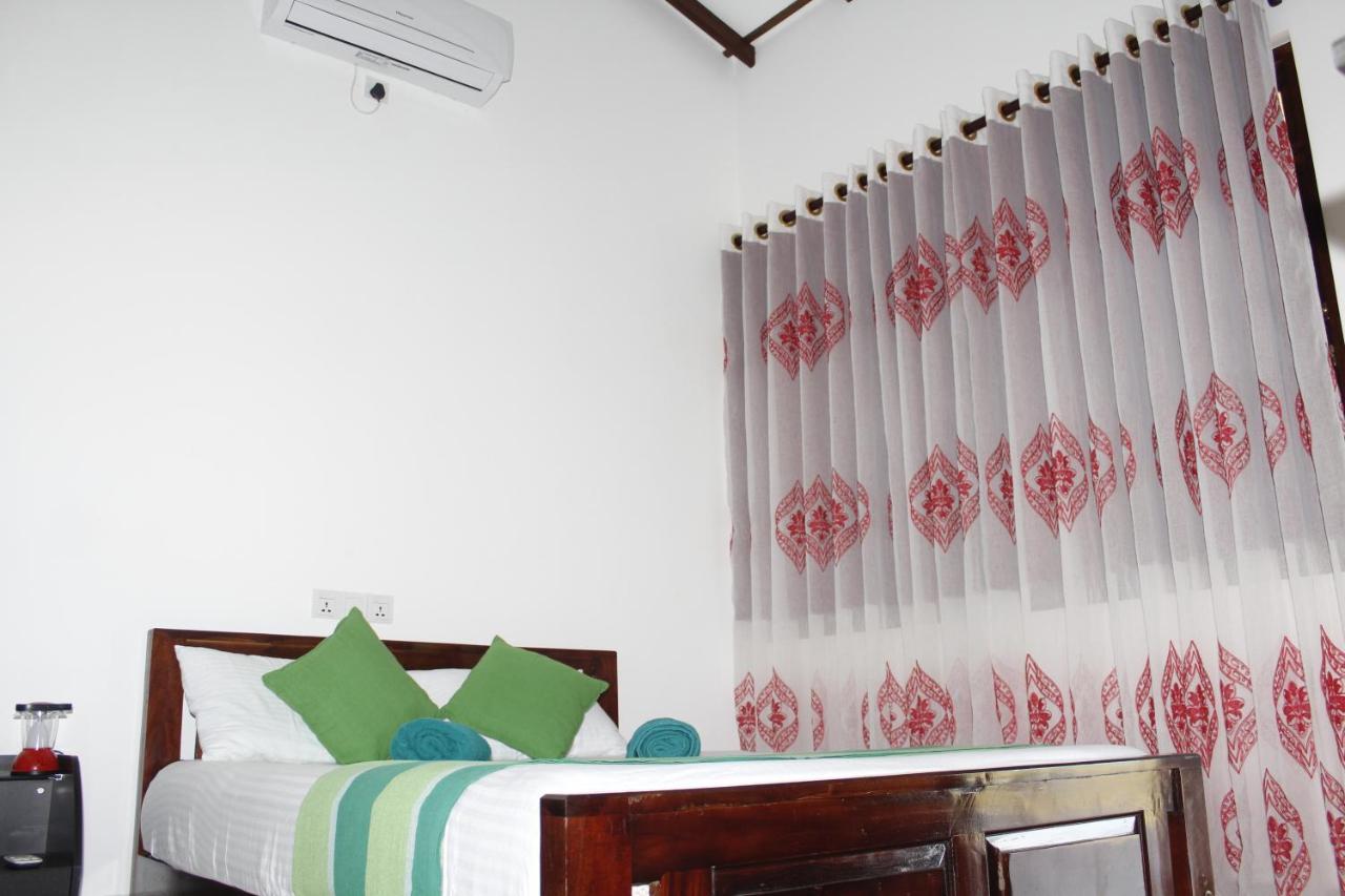 Lavender Home Yala Safari ทิซซามาฮารามา ภายนอก รูปภาพ