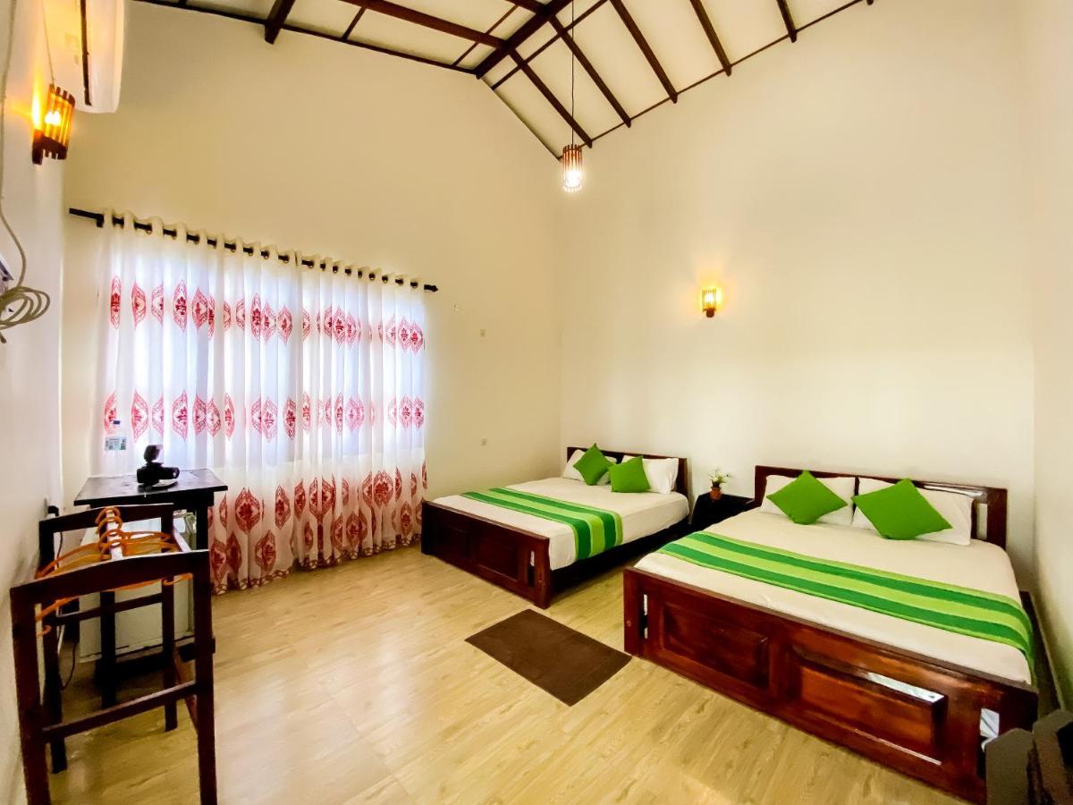 Lavender Home Yala Safari ทิซซามาฮารามา ภายนอก รูปภาพ