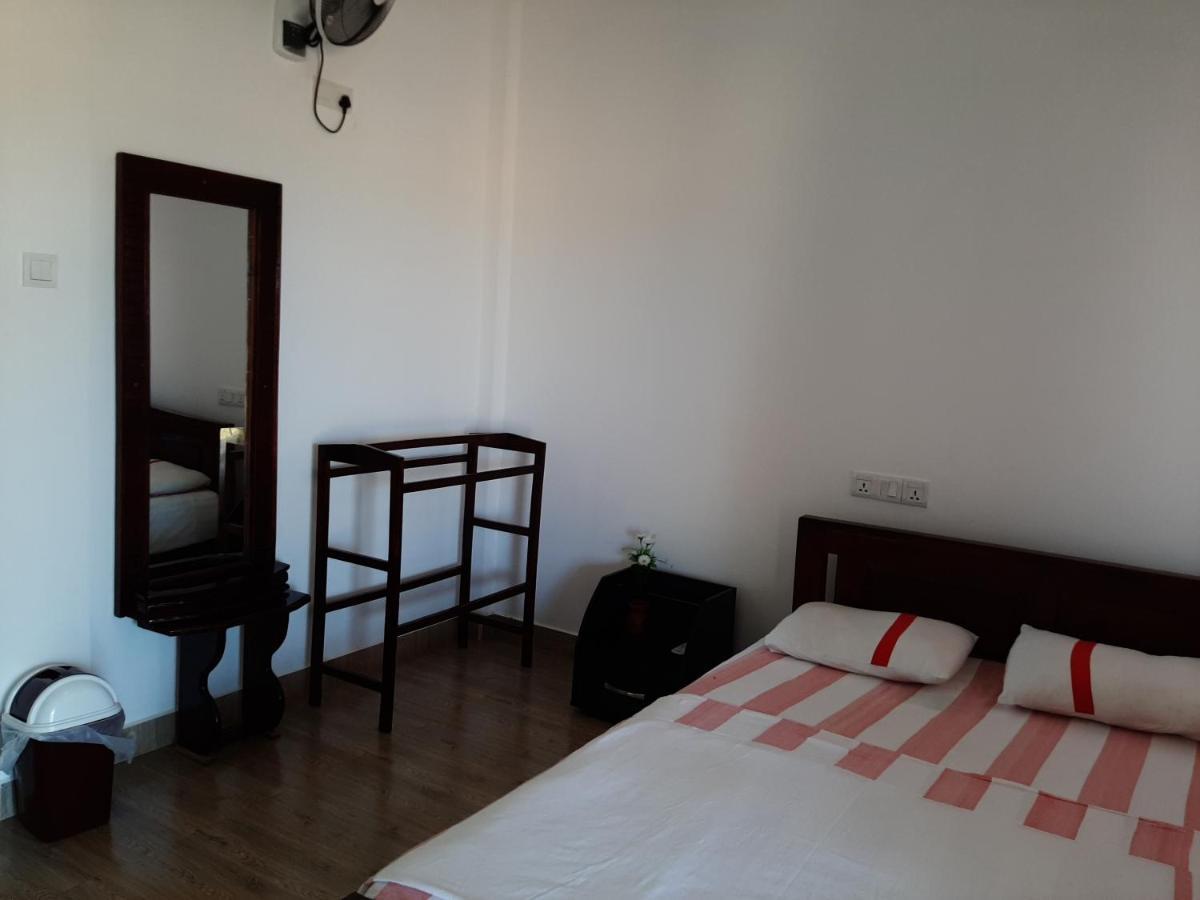 Lavender Home Yala Safari ทิซซามาฮารามา ภายนอก รูปภาพ