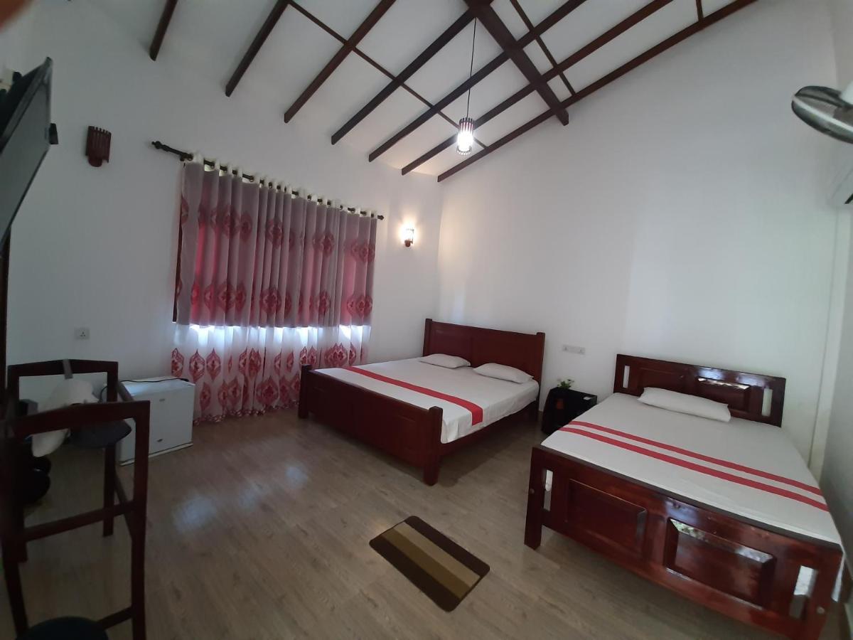 Lavender Home Yala Safari ทิซซามาฮารามา ภายนอก รูปภาพ